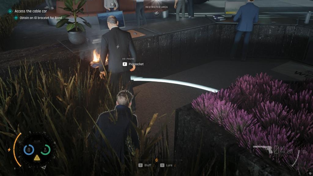 Pickpocket in 007 First Light