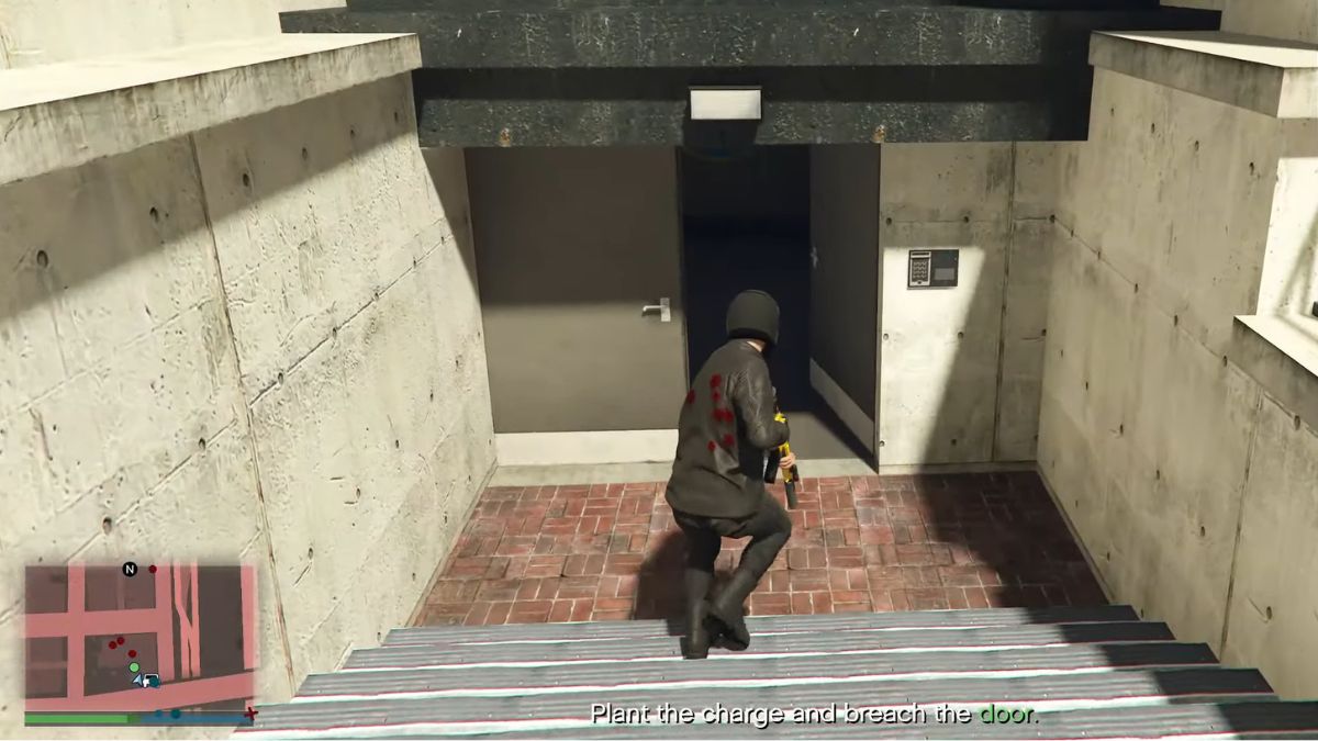 Entering the Mission Row Police Station in GTA Online