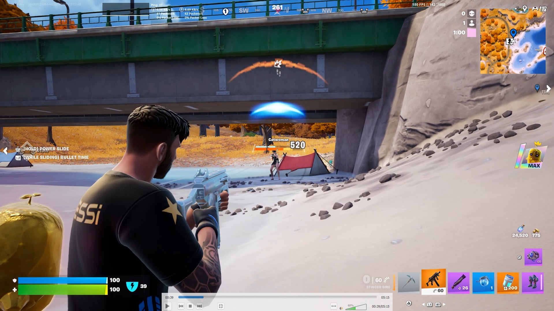 Luchando contra Catwoman en Fortnite