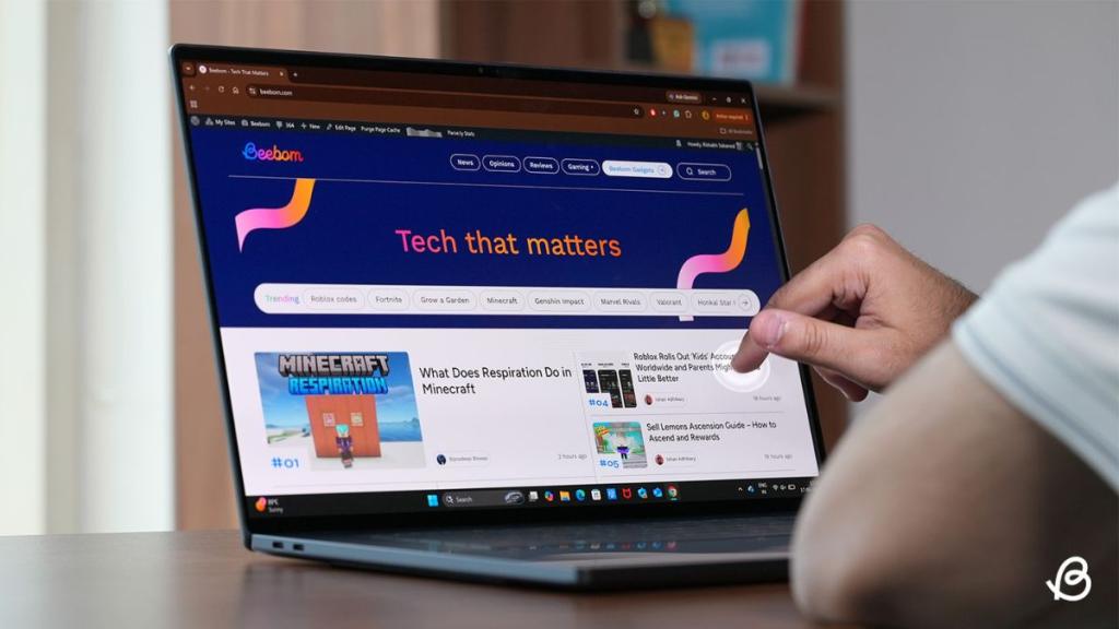 Dell XPS 16 Touchscreen Interaction