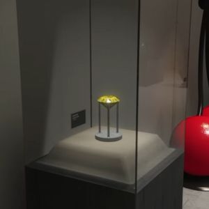 Yellow Topaz Gemstone in GTA Online Kortz Center Heist