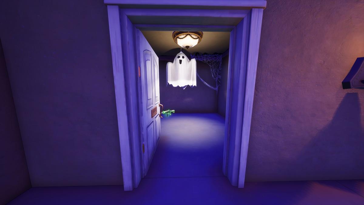 Loot inside of secret room number 1 in Fortnite