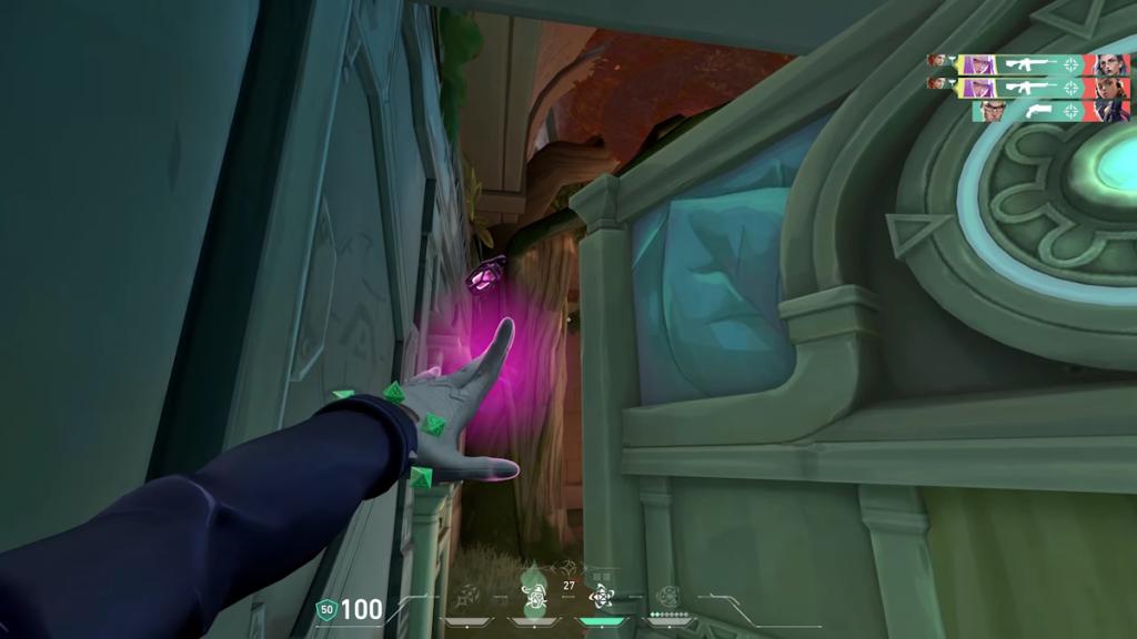Throw flash as Hush in Valorant
